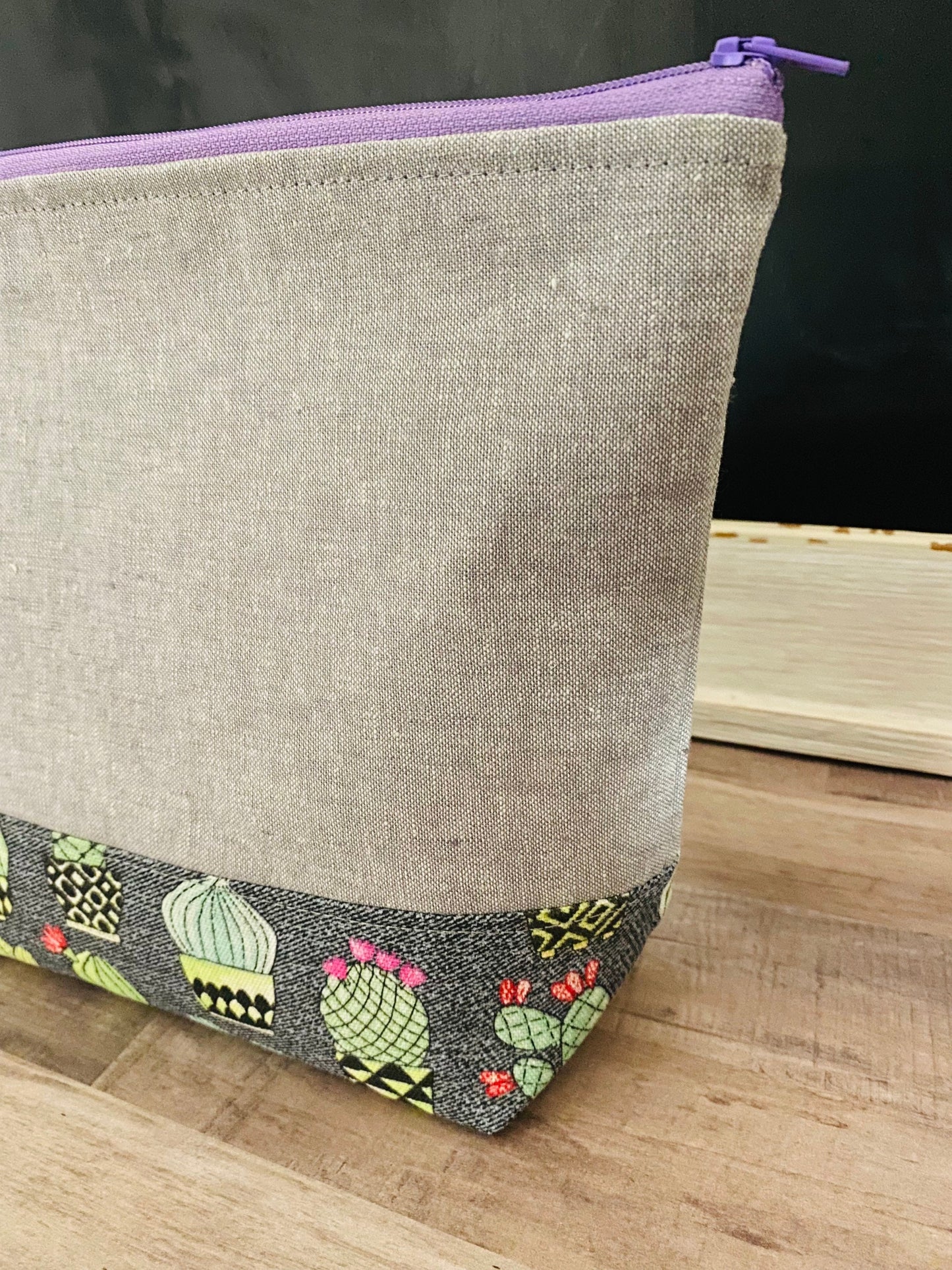 Succulent Base Cosmetic Bag