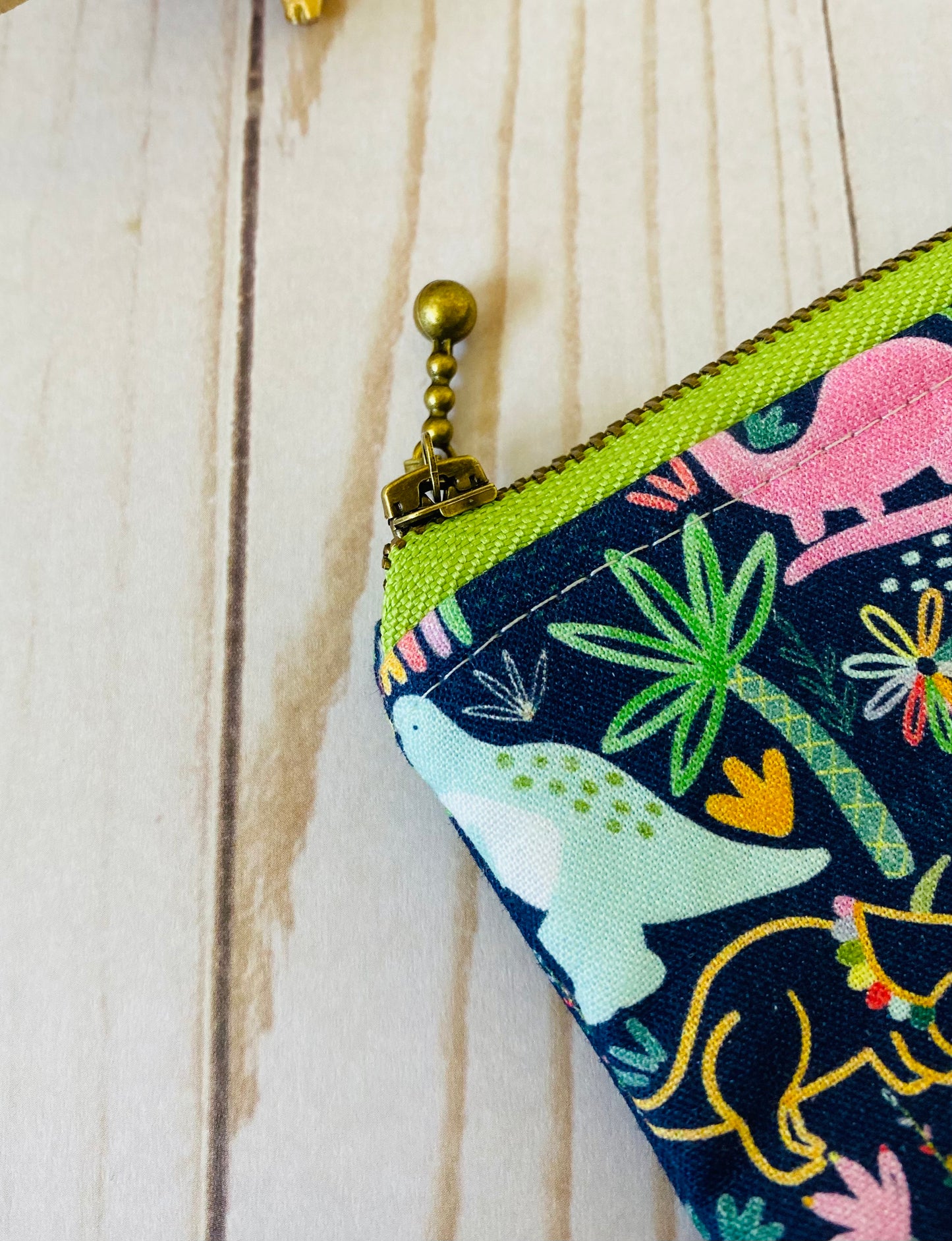Dinotropolis Wallet